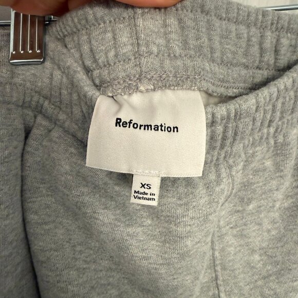 NWOT reformation skye boyfriend organic cotton sweatpants mid rise - Picture 7 of 8